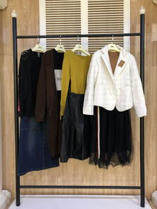 從廣東批發(fā)市場洞察女裝潮流 折扣高端與季節(jié)新款采購指南